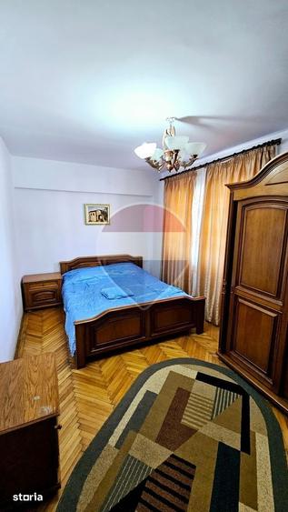 Apartament cu 3 camere, mobilat în Precista
