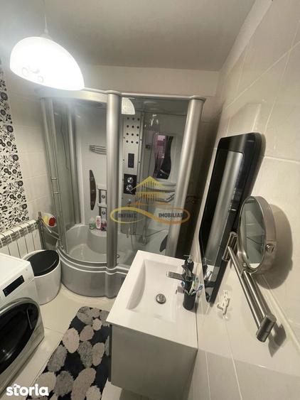 Apartament cu 3 camere decomandat în Bistrița Lac