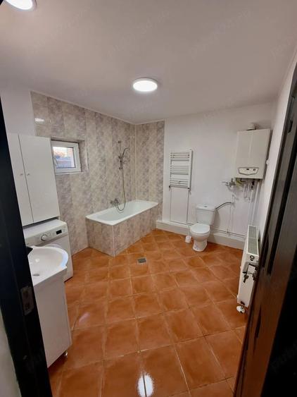 Casă cu 3 camere cu Teren 240 Mp în Ronaț