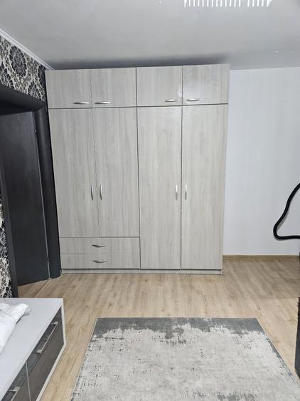 Apartament cu 2 camere semidecomandat în Rahova