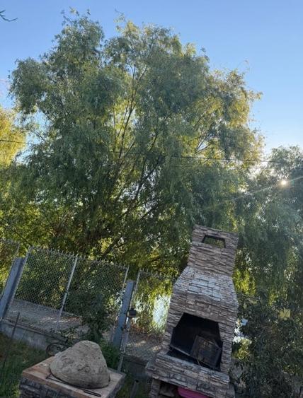 Casă individuală cu 4 camere cu Garaj în 1 Mai
