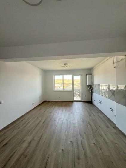 Apartament cu 2 camere semidecomandat în Florești
