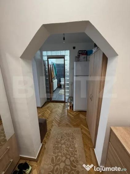Apartament cu 2 camere decomandat în 1 Mai