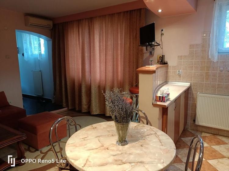 Apartament cu 2 camere semidecomandat în Cișmigiu