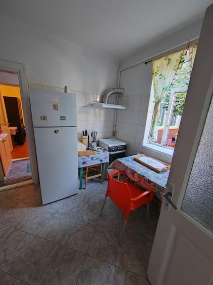 Casă cu 2 camere cu Teren 150 Mp în Moșilor
