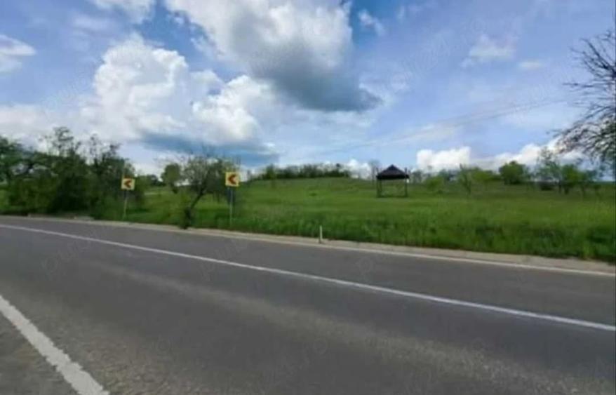 Teren de 5325 mp, în Rona de Jos