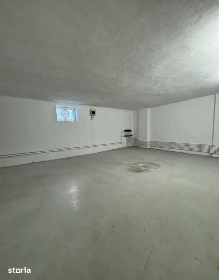 Casă cu 5 camere cu Teren 425 Mp în Mărăști