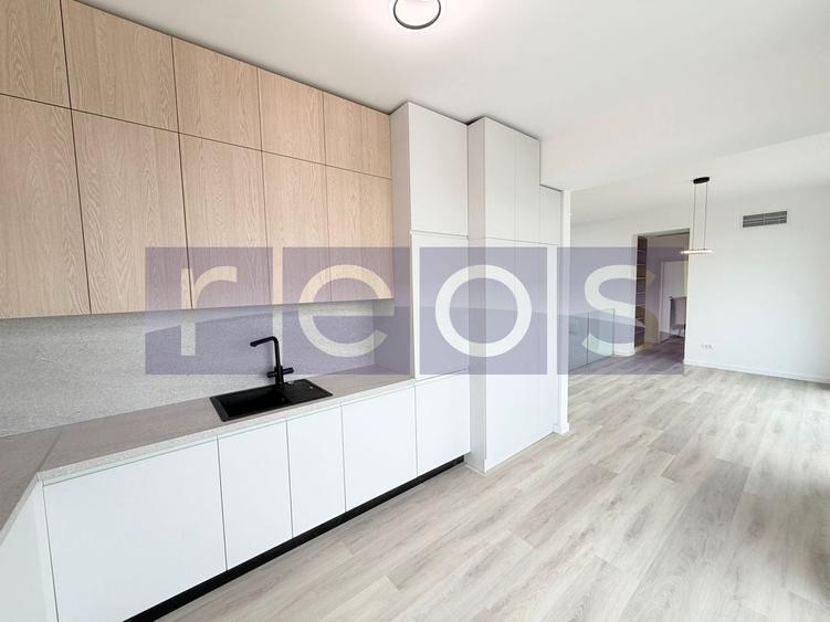 Apartament cu 3 camere, mobilat în Central