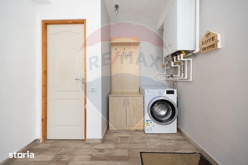 Apartament cu 3 camere în Tractorul