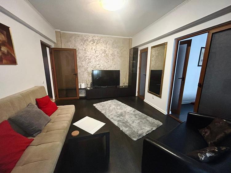 Apartament cu 2 camere semidecomandat, mobilat în Cișmigiu