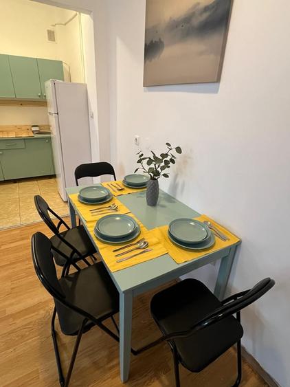 Apartament cu 2 camere semidecomandat în Centrul Istoric