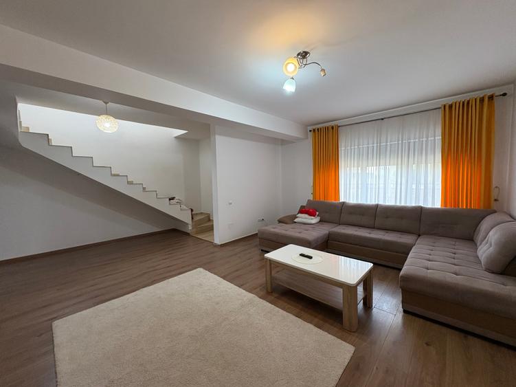 Duplex cu 4 camere cu Canalizare în Bragadiru