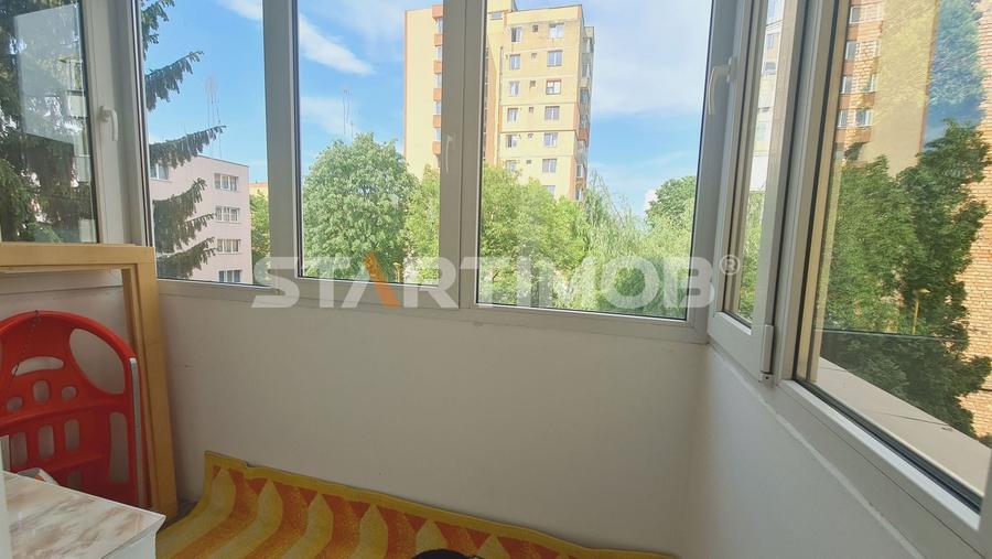 Apartament cu 2 camere semidecomandat, mobilat în Astra