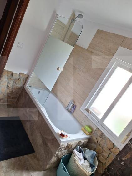 Casă individuală cu 2 camere cu Teren 3300 Mp în Dorohoi