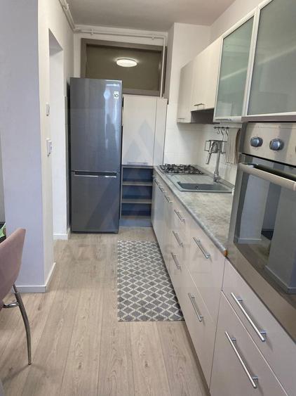 Apartament modern 3 camere etaj 2 echipat premium in zona Strand - 8