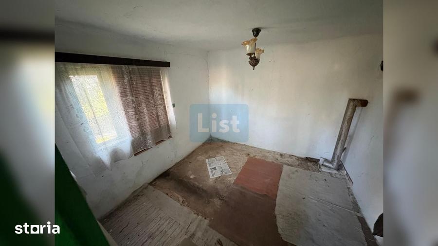 Casă cu 4 camere cu Teren 2740 Mp în Ariceștii Rahtivani