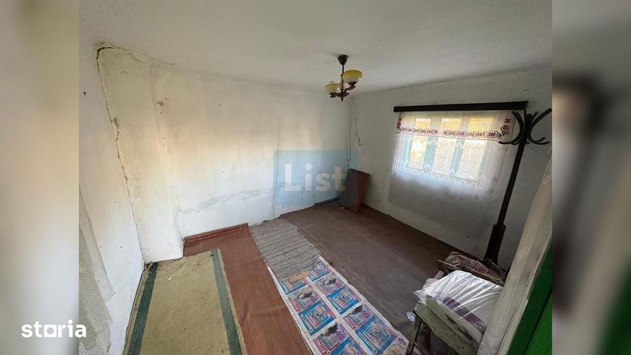 Casă cu 4 camere cu Teren 2740 Mp în Ariceștii Rahtivani