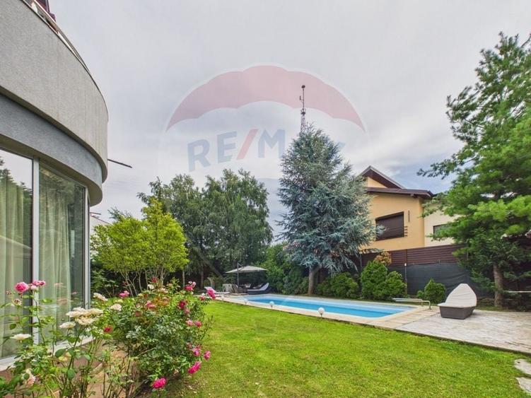 Casă / Vilă cu 7 camere de vânzare în zona Prelungirea Ghencea - 45