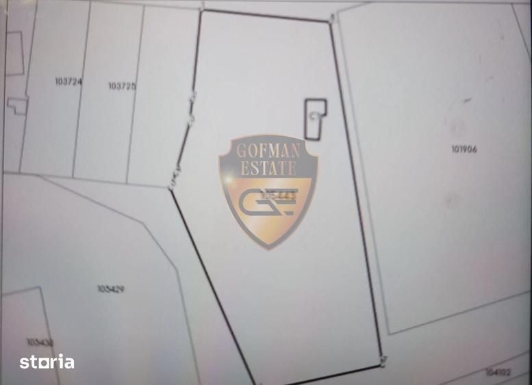 Teren de 5550 mp, în Poarta Albă