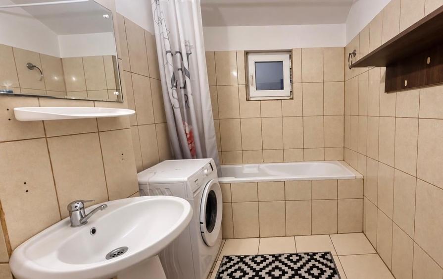 Apartament cu 2 camere semidecomandat, mobilat în Tomis Nord
