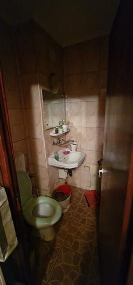 Apartament cu 3 camere decomandat în B-dul București