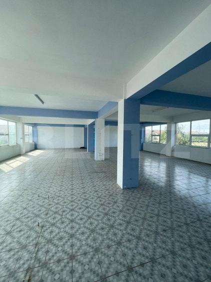 Spațiu comercial, de 1,650 mp, în Centură