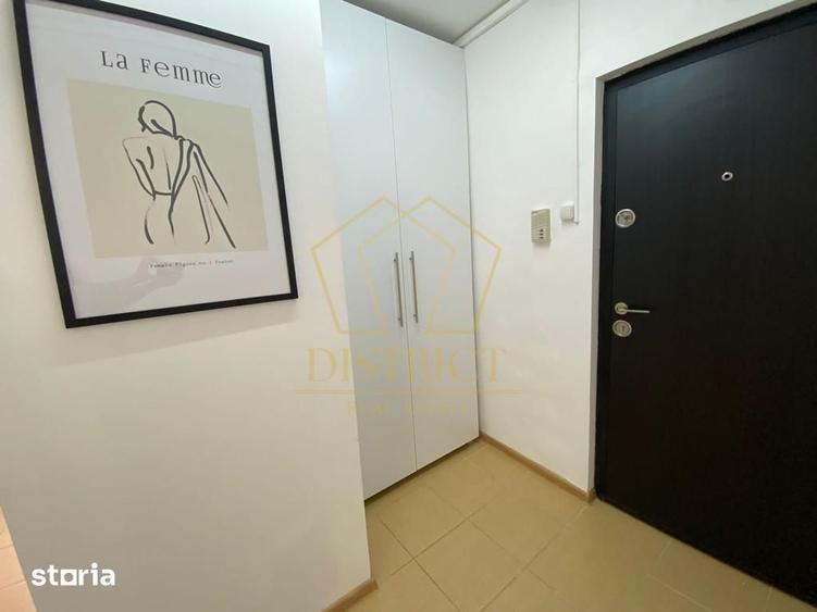 Apartament cu 3 camere semidecomandat în Take Ionescu
