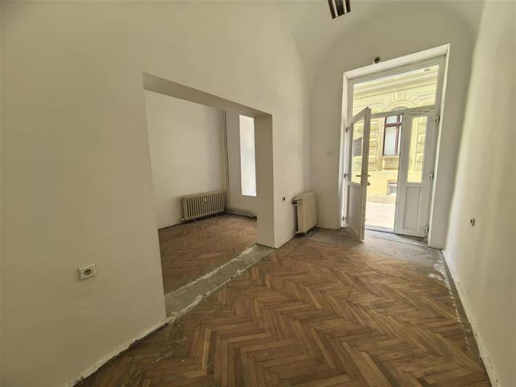 Spațiu comercial, de 29 mp, în Ultracentral