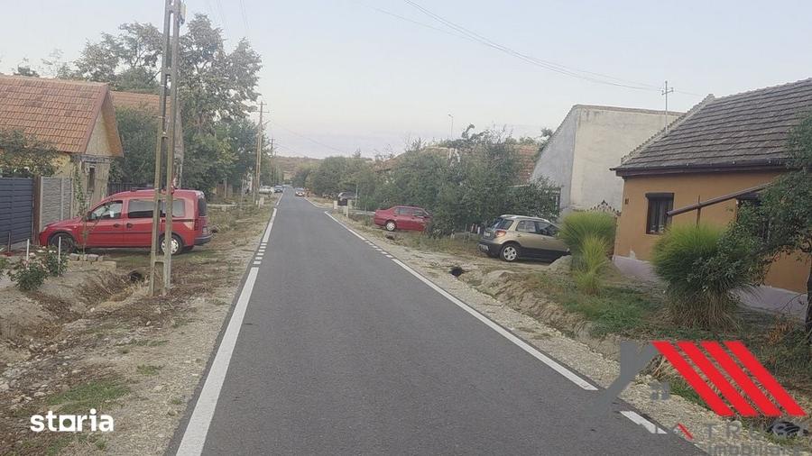 Teren de 1500 mp, în Belinț