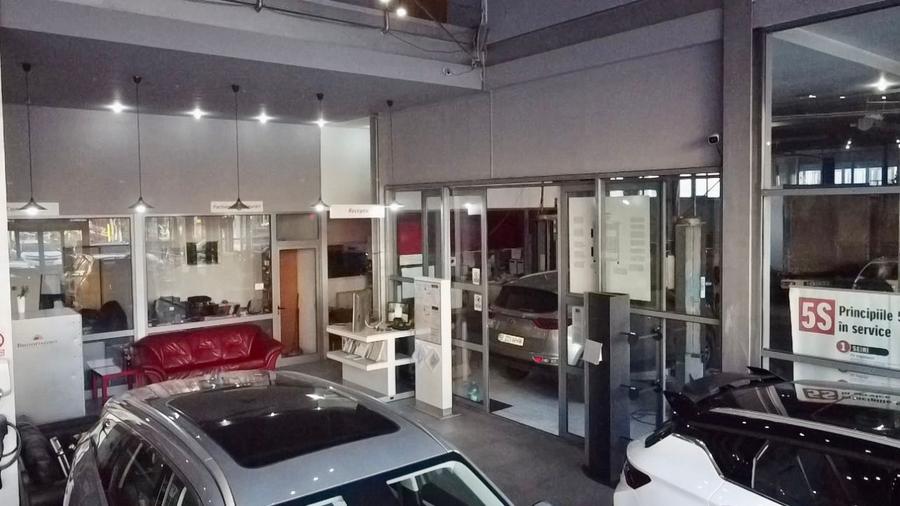 Spațiu comercial, de 1,184 mp, în Berceni