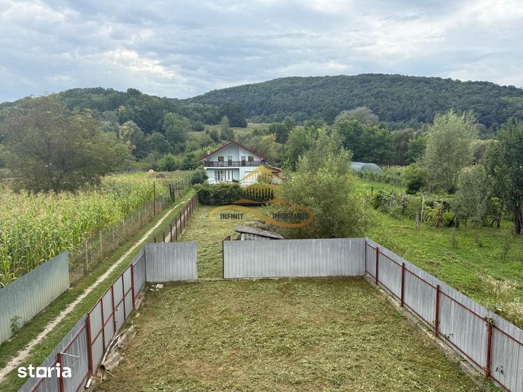 Casă cu 5 camere cu Teren 757 Mp în Mărgineni