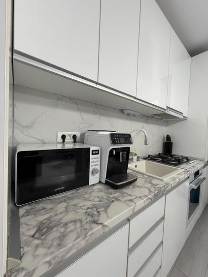 Apartament cu 2 camere semidecomandat în Giroc
