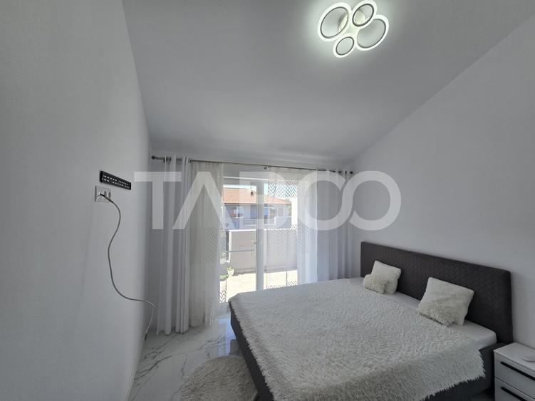 Duplex cu 5 camere cu Canalizare în Viile Sibiului