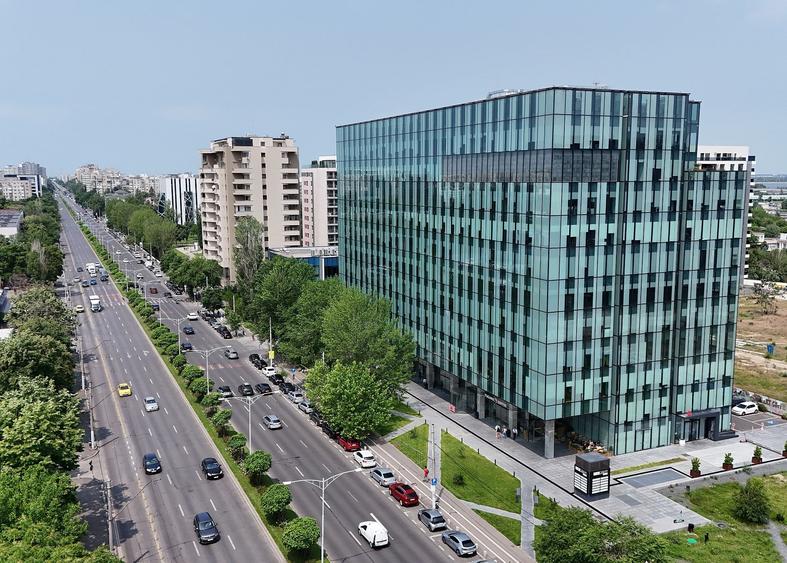 Birou, de 21,000 mp, în Politehnica