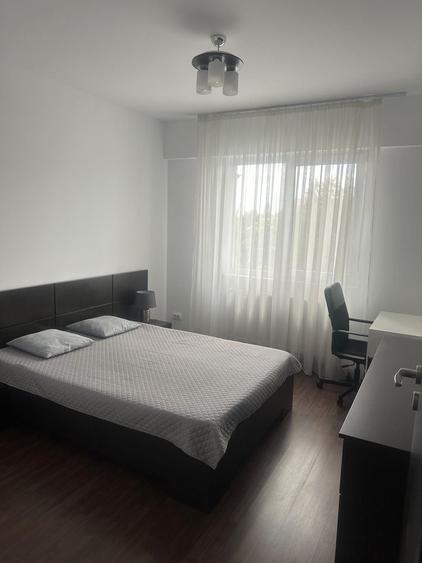 Apartament cu 2 camere în Păcii