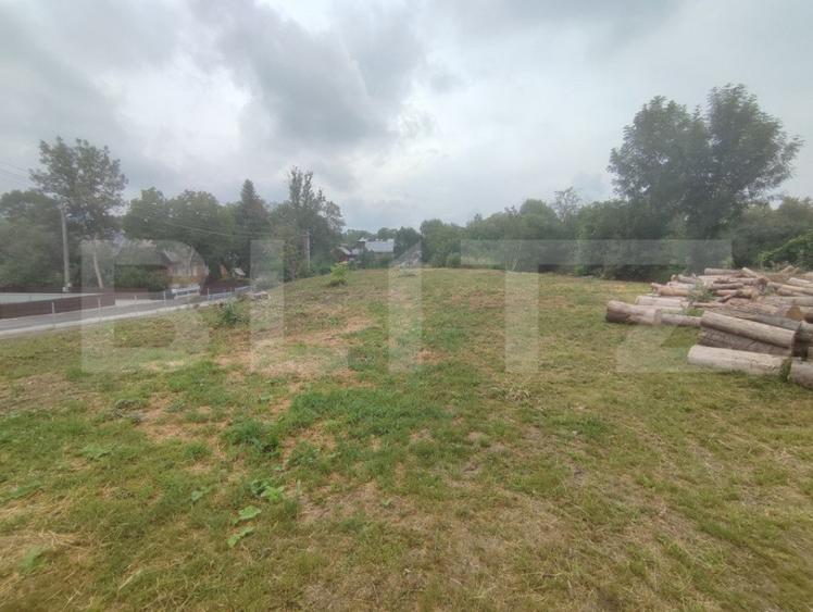 Casă cu 4 camere cu Teren 2610 Mp în Central