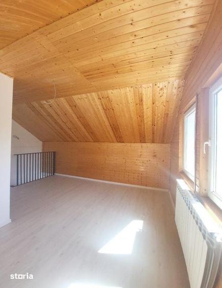 Casă cu 5 camere cu Teren 250 Mp în Central