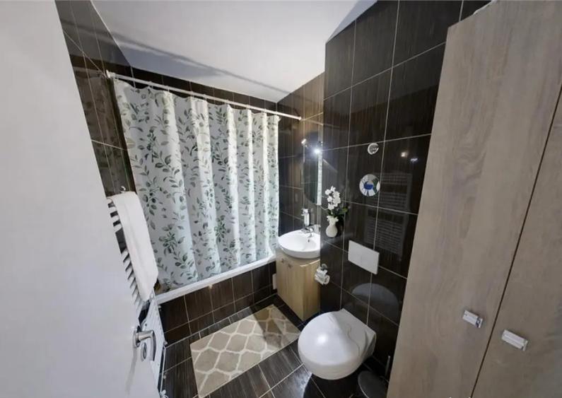 Apartament cu 2 camere decomandat în Avantgarden