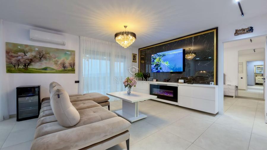 Apartament cu 2 camere semidecomandat, mobilat în Gheorgheni — fotografia 1