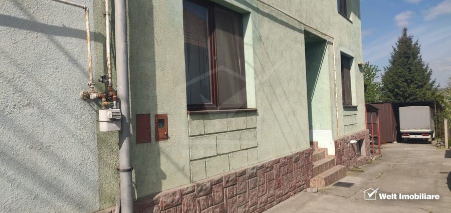 Casă individuală cu 5 camere cu Canalizare în Apahida