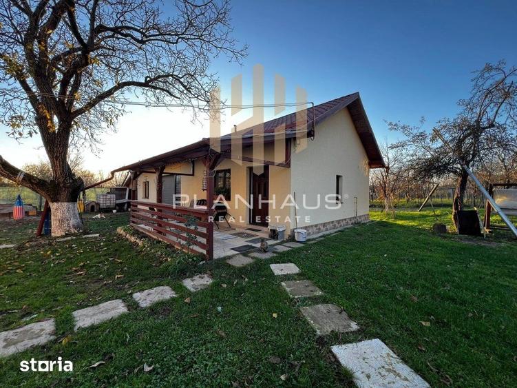 Casă cu 5 camere cu Teren 27 Mp în Cicârlău