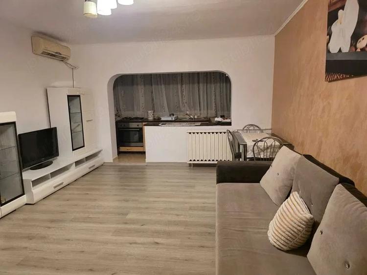 Garsonieră decomandată în Tei