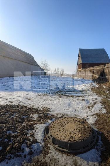 Teren Construcții intravilan de 3800 mp, în Măneuți