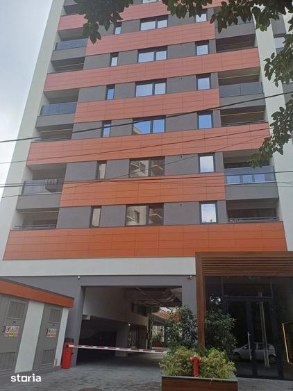 Apartament cu 3 camere decomandat în Ultracentral