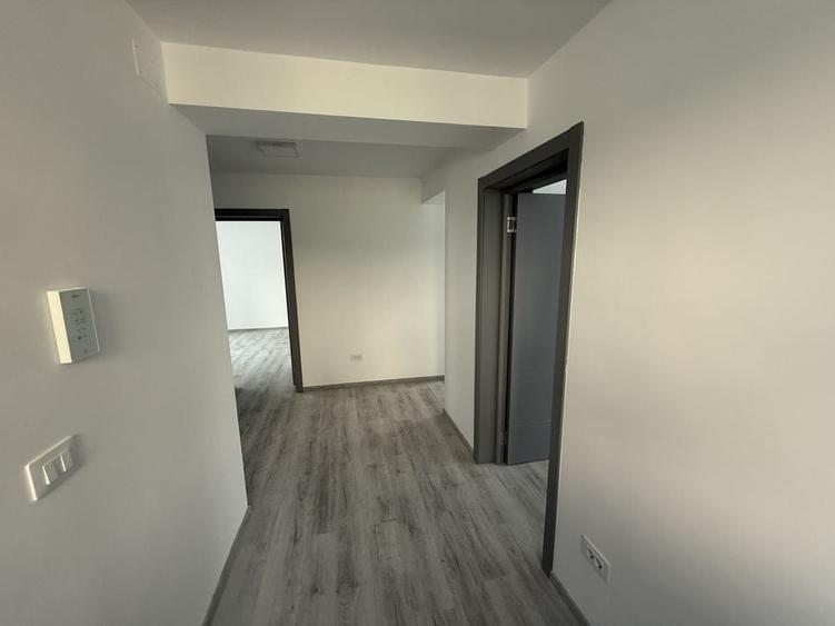 Spațiu comercial, de 100 mp, în Ultracentral