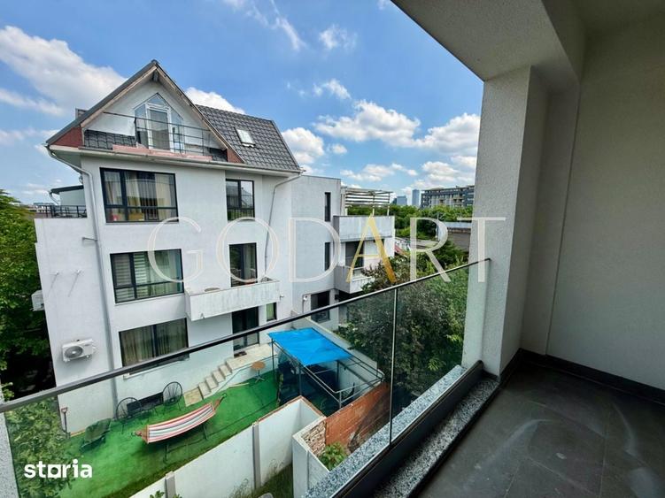 Apartament cu 3 camere în Băneasa