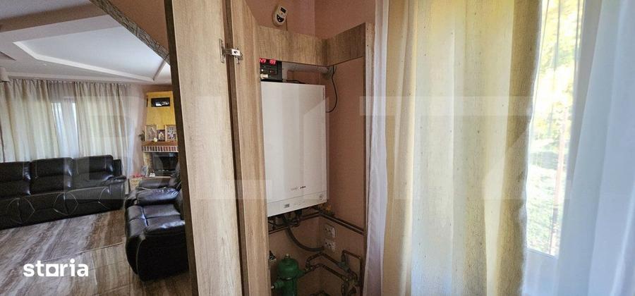 Casă cu 5 camere cu Teren 1300 Mp în Răzvad