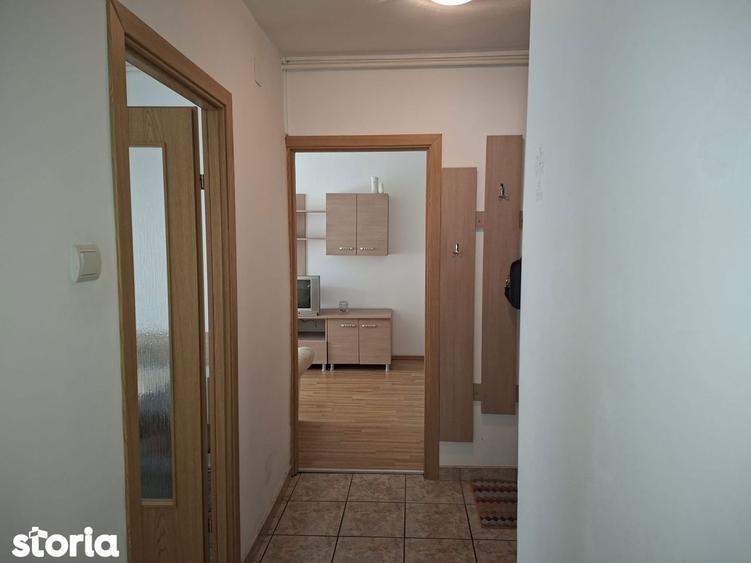 Apartament cu 3 camere decomandat în Ștrand
