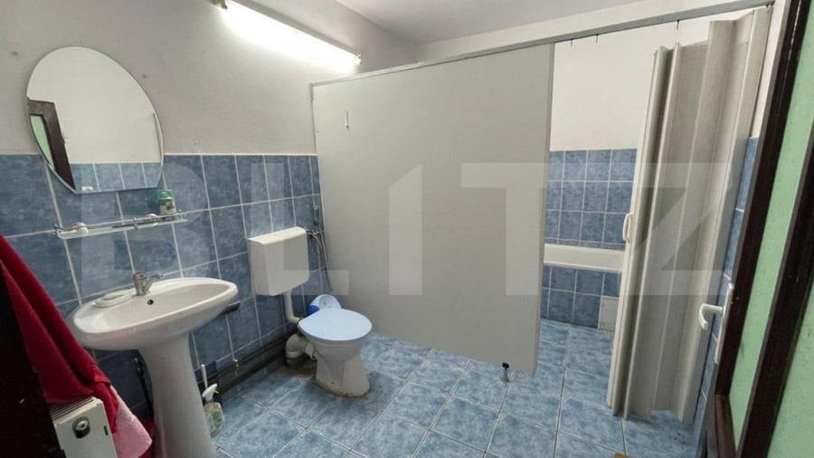 Casă cu 5 camere cu Teren 475 Mp în Olimpia-Stadion
