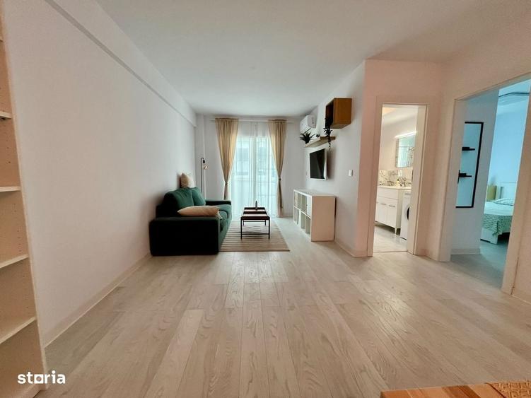 Apartament cu 2 camere semidecomandat în Valea Adâncă